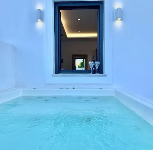 Nostos Suites Kamari